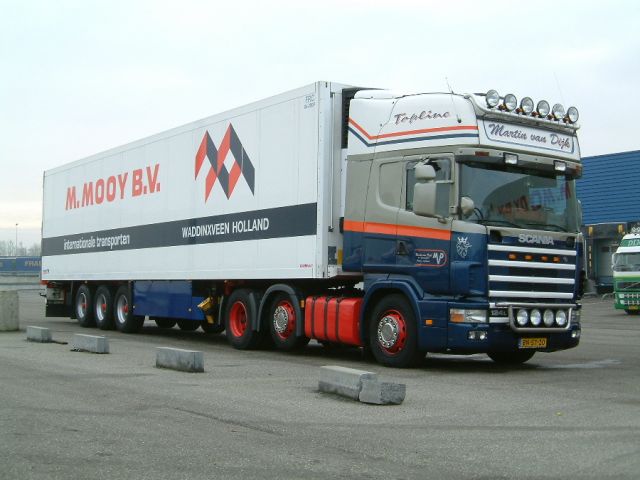 Scania-124-L-Mooy-vMelzen-290105-01.jpg