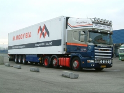 Scania-124-L-Mooy-vMelzen-290105-01