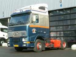 Volvo-FH12-420-Mooy-vMelzen-040205-02