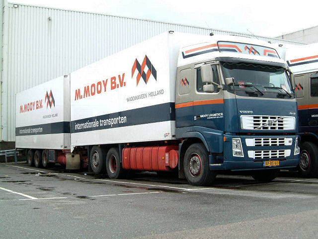 Volvo-FH12-Mooy-vMelzen-270207-01.jpg