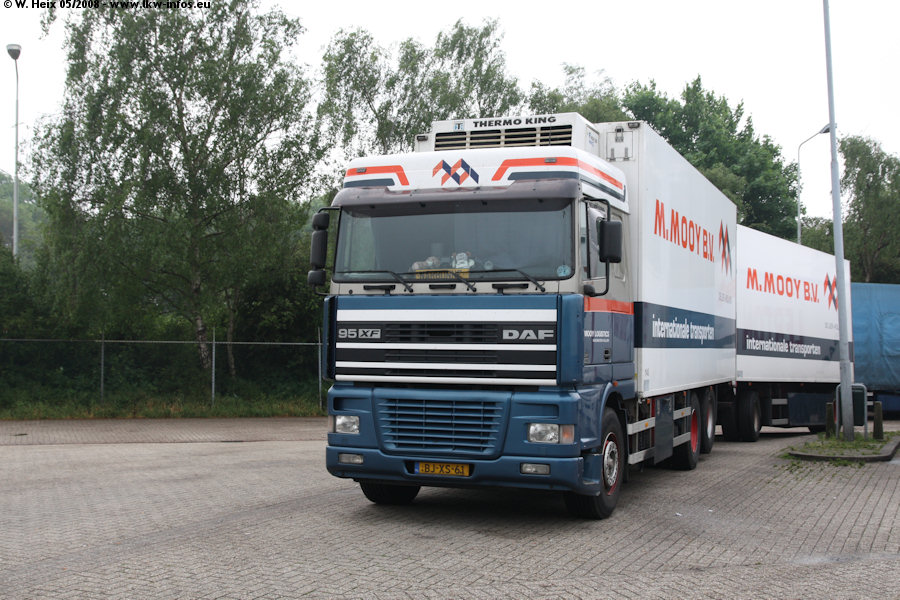 DAF-95-XF-480-Mooy-160508-02.jpg