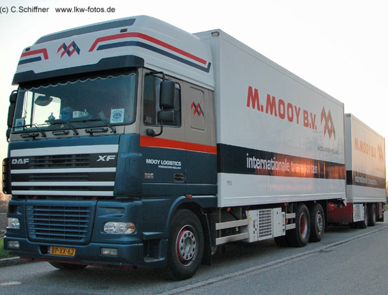 DAF-XF-Mooy-Schiffner-211207-01.jpg - Carsten Schiffner