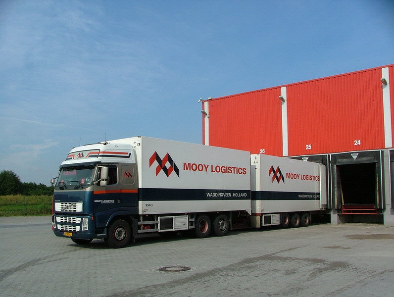 Volvo-FH12-Mooy-Posern-051208-02.jpg - R. Posern