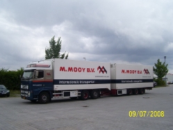 Volvo-FH12-Mooy-Posern-051208-01