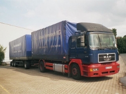 MAN-F2000-19403-Morsbach-Uhl-050904-1