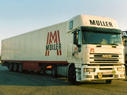 Iveco-EuroStar-Mueller-Hensing-050606-01