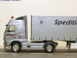 Volvo-FH-520-Bender-280808-02