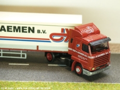 Scania-113-M-380-Daemen-150806-04