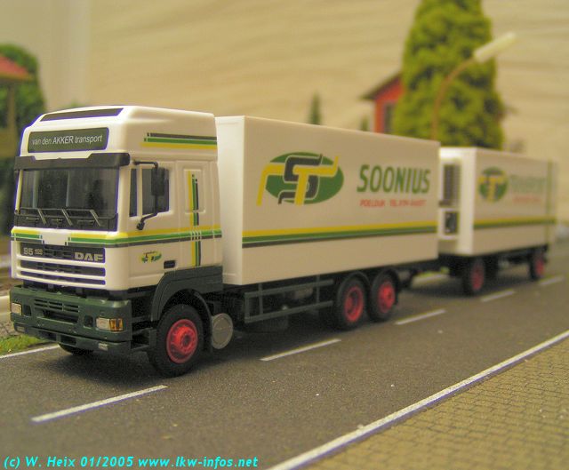 DAF-95400-Soonius-120105-3.jpg
