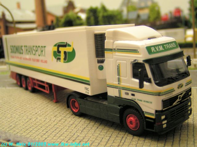 Volvo-FH12-420-Soonius-120105-5.jpg