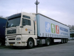 MAN-TGA-XXL-Nabuurs-Szy-261204-2