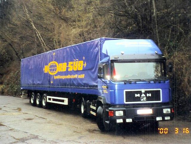 MAN-F90-Nord-Sued-Wiecken-040705-01.jpg - Bernd Wiecken