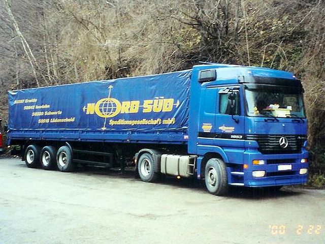 MB-Actros-1853-Nord-Sued-Wiecken-040705-01.jpg - Bernd Wiecken