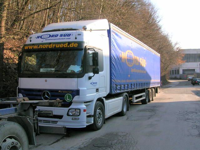 MB-Actros-MP2-Nord-Sued-Peitgen-060205-02.jpg - D. Peitgen
