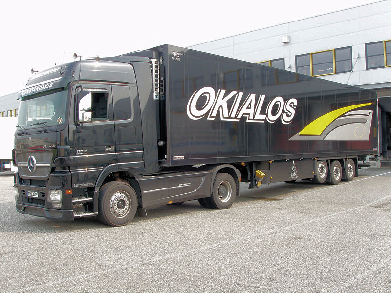 MB-Actros-1861-BE-Okialos-Holz-310807-03.jpg - Frank Holz