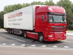 DAF-XF-105460-Oldenburger-Holz-310807-02