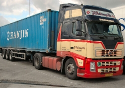 Volvo-FH12-460-Pedersen-Schiffner-070706-01