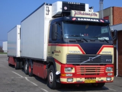 Volvo-FH12-Pedersen-Stober-290404-2