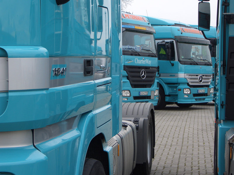 zz-Fuhrpark-Petersen-Behn-170308-03.jpg - W. Behn