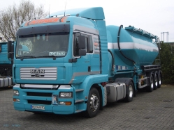 MAN-TGA-18410-LX-Petersen-Behn-170308-01