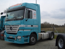 MB-Actros-MP2-1841-Petersen-Behn-170308-08