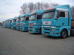 zz-Fuhrpark-Petersen-Behn-170308-01