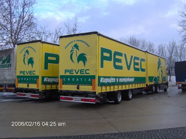 Volvo-FH12-II-440-Pevec-Birnbacher-190206-02.jpg - M. Birnbacher