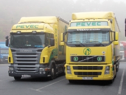 Volvo-FH-Pevec-Holz-080607-01