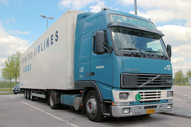 Volvo-FH12-420-Planzer-Schiffner-180806-01.jpg - Carsten Schiffner