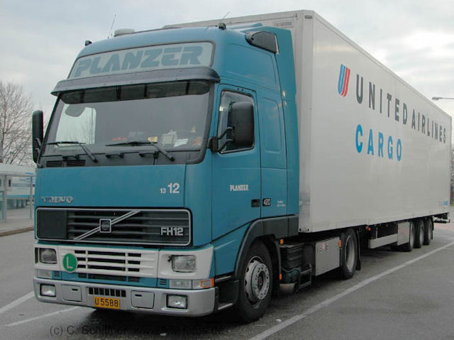 Volvo-FH12-420-Planzer-Schiffner-210107-01.jpg - Carsten Schiffner