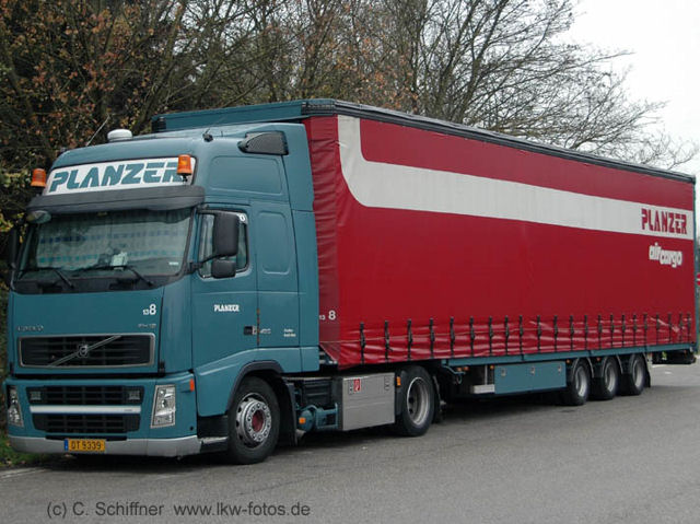 Volvo-FH12-420-Planzer-Schiffner-210107-03.jpg - Carsten Schiffner