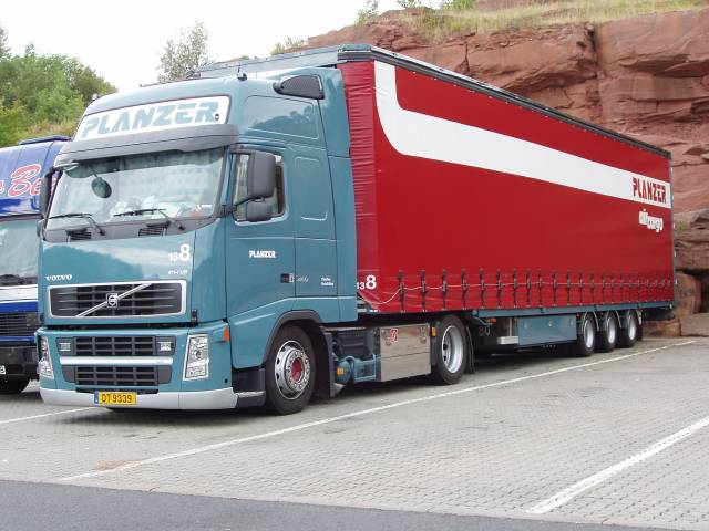 Volvo-FH12-460-Planzer-Holz-170605-01.jpg - Frank Holz