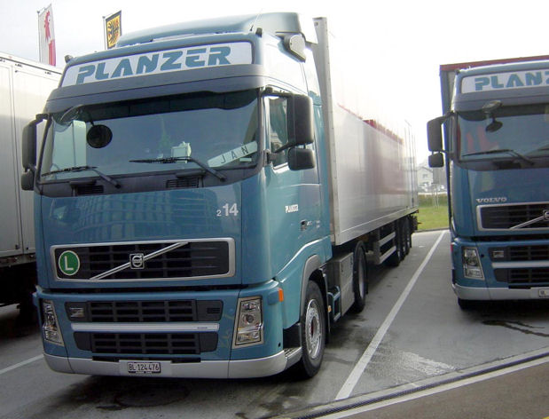 Volvo-FH12-Planzer-Hefele-020207-03.jpg - Martin Hefele