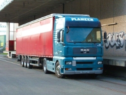 MAN-TGA-XXL-Planzer-Minnig-100506-01