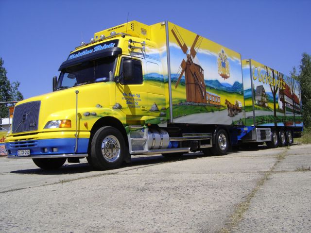 Volvo-NH12-Priebs-Gleisenberg-310706-01.jpg - A. Gleisenberg
