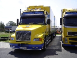 Volvo-NH12-420-Priebs-Gleisenberg-070805-01