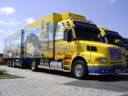 Volvo-NH12-420-Priebs-Gleisenberg-070805-02