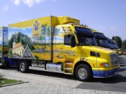 Volvo-NH12-420-Priebs-Gleisenberg-070805-03