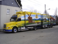Volvo-NH12-Priebs-Gleisenberg-310706-04