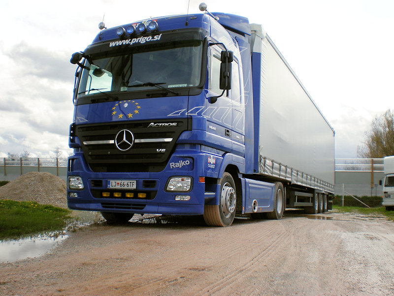 MB-Actros-MP2-1860-Prigo-Husic-130408-04.jpg - Dino Husic