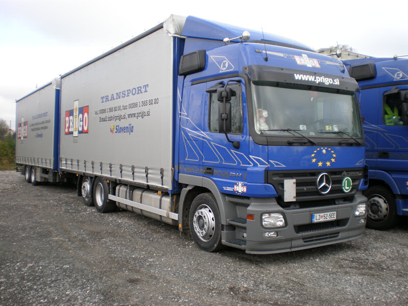 MB-Actros-MP2-2544-Prigo-Husic-211208-01.jpg - Dino Husic