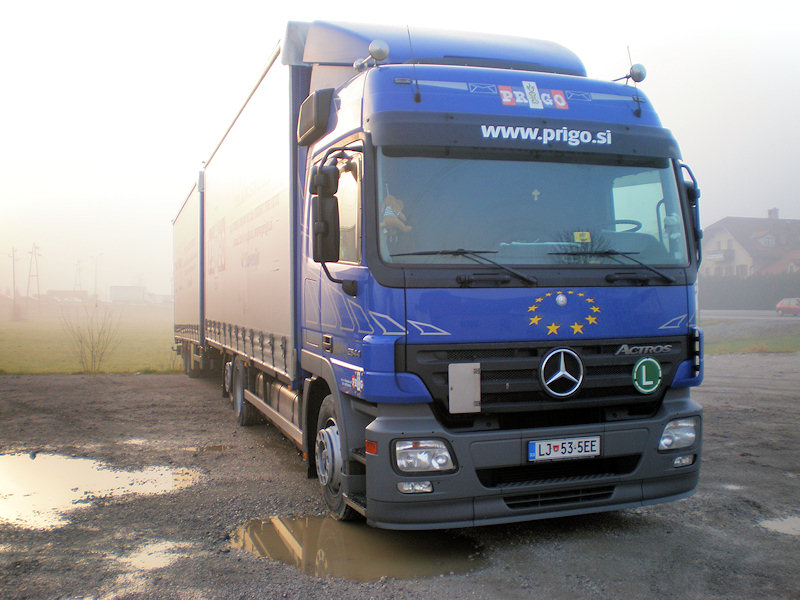 MB-Actros-MP2-2544-Prigo-Husic-260408-02.jpg - Dino Husic