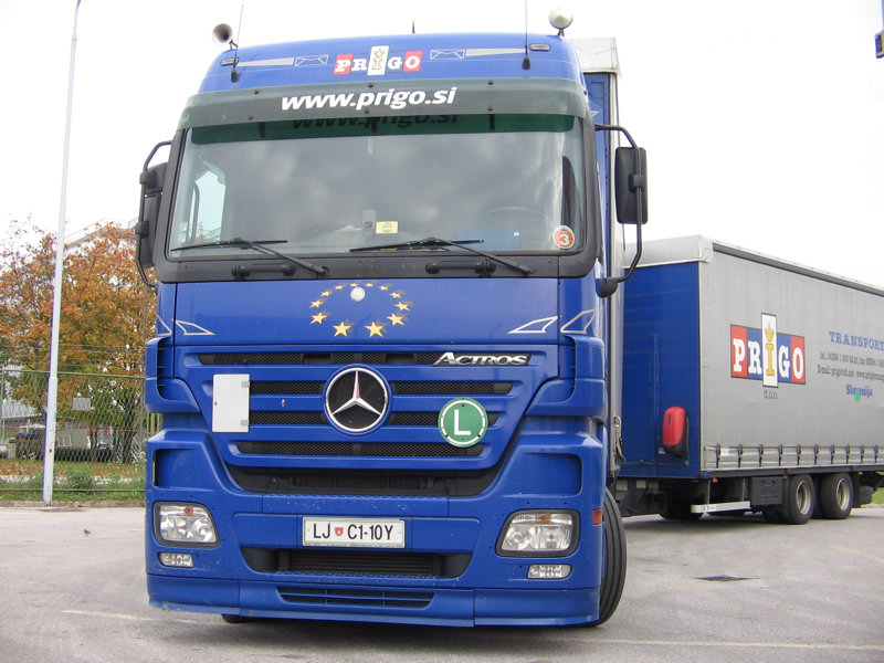 MB-Actros-MP2-Prigo-Husic-291007-01.jpg - Dino Husic