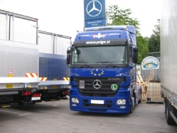 MB-Actros-MP2-Prigo-Husic-291007-02