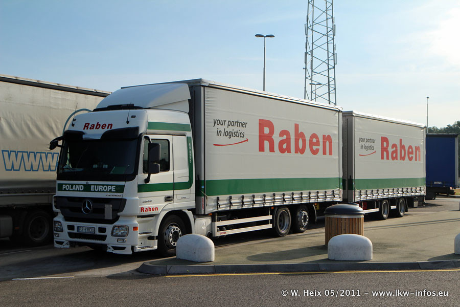 MB-Actros-3-2544-Raben-180511-01.jpg