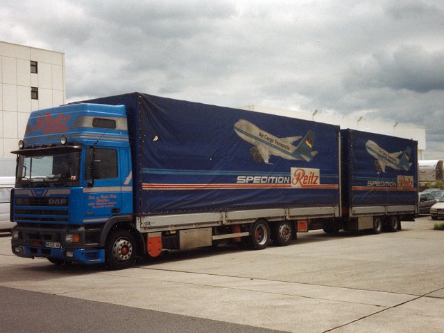 DAF-95400-JUPLHZ-Reitz-Holz-010204-1.jpg