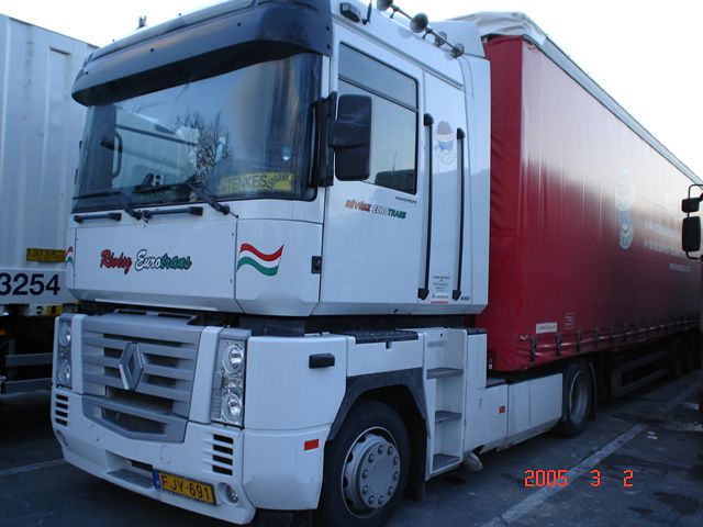 Renault-Magnum-Revesz-Kovacs-250705-01-HUN.jpg - A. Kovacs