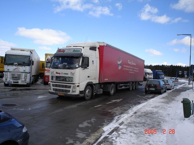 Volvo-FH12-Revesz-Kovacs-250705-01-HUN.jpg - A. Kovacs