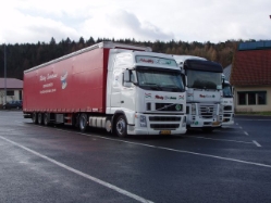 Volvo-FH12-460-Revesz-Holz-200406-01