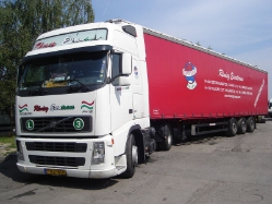 Volvo-FH12-460-Revesz-Tamas-Halasz-140607-02